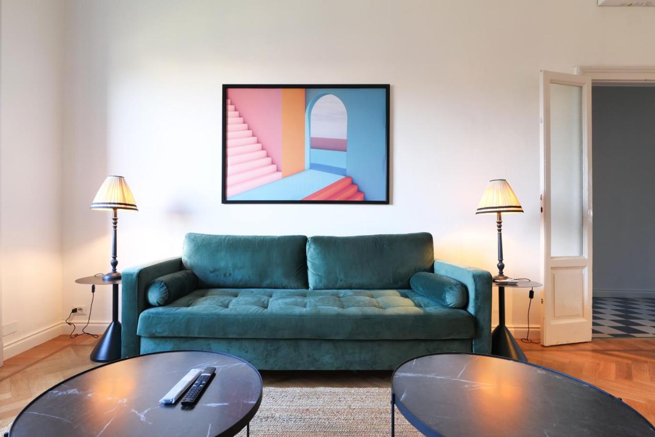 Adelaide Elegant Apartamento
